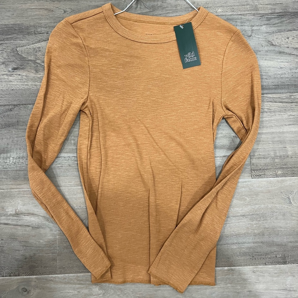 NWT Wild Fable Long Sleeve Tee